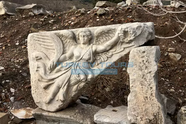 Estatuta en Efeso